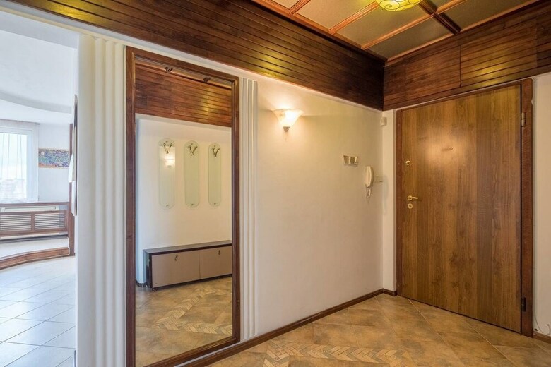 Fm Economy 3-bdr Apartment - Spacious Lozenetz Area