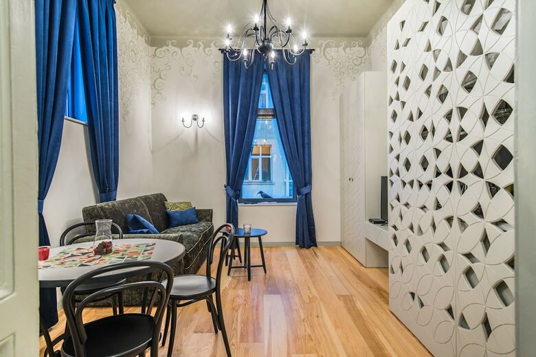 Fm Premium 1-bdr Apartment - Designer Aristocratic