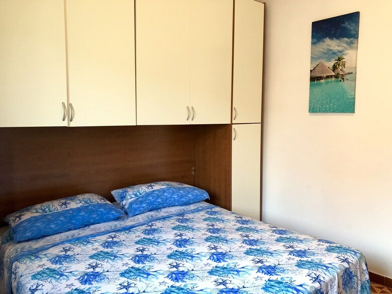 Martina Apartment Mare