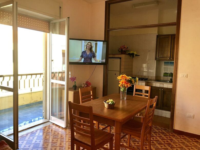 Martina Apartment Mare