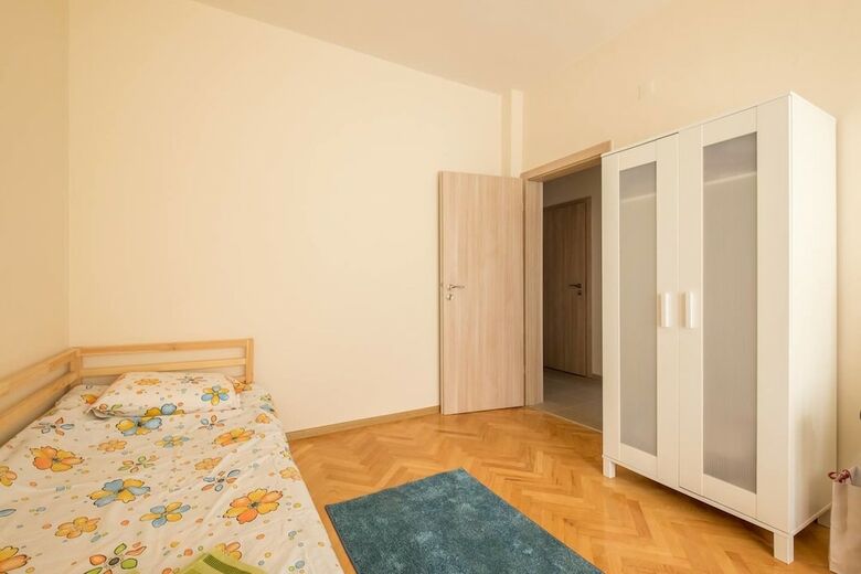 Fm Deluxe 2-bdr Apartment With Terrace - Central City View