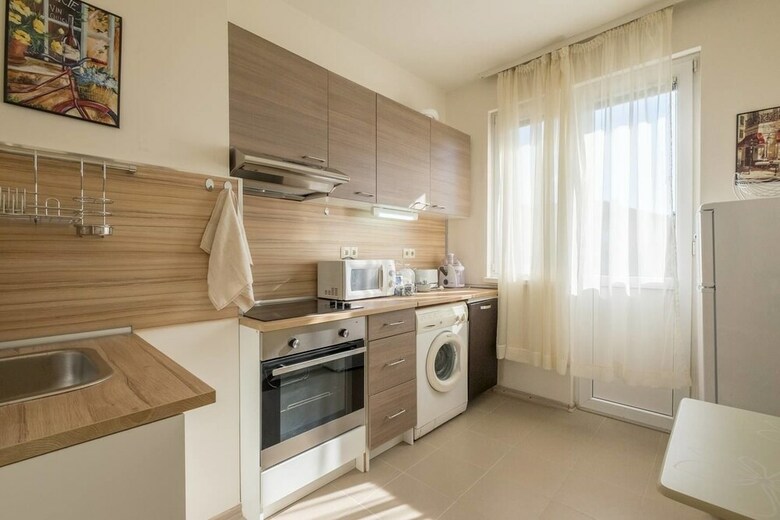 Fm Deluxe 2-bdr Apartment With Terrace - Central City View