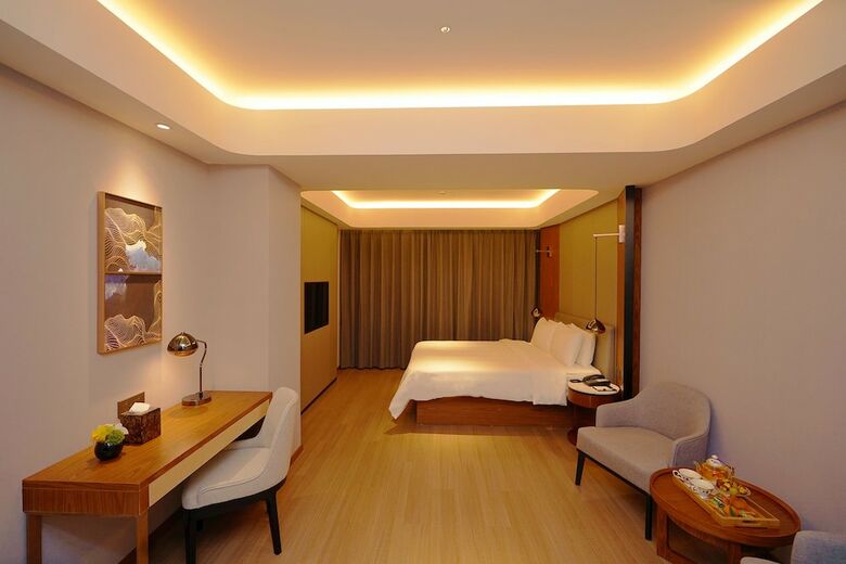 Hotel Yitel Shanghai Huaxin
