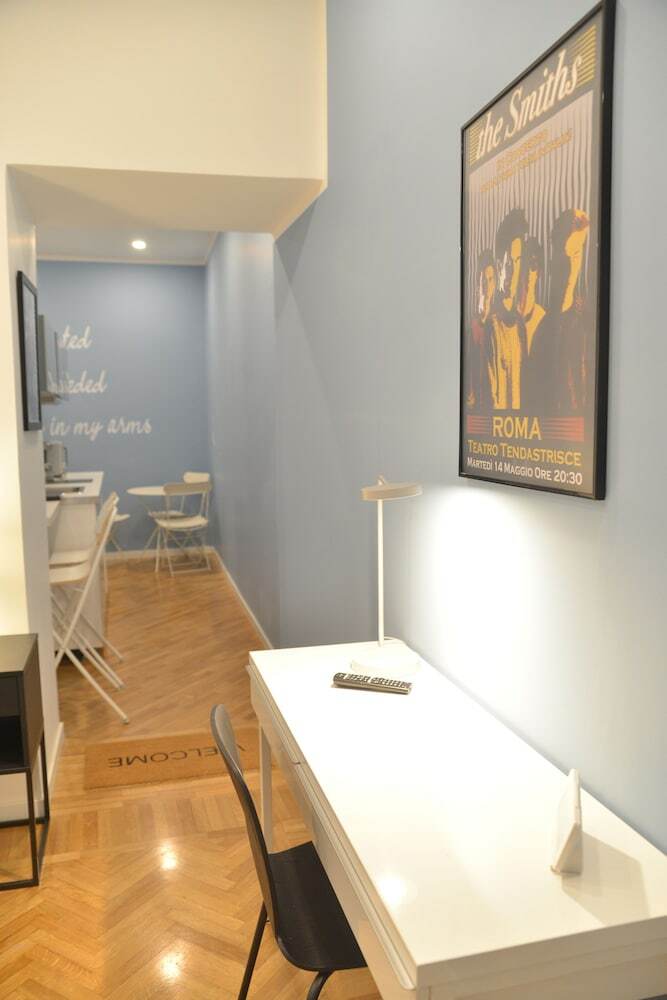 Hotel All You Need Is Rome Guesthouse