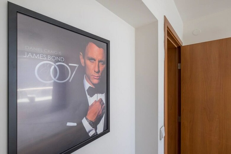 Fm Economy 2-bdr Apartment - James Bond's