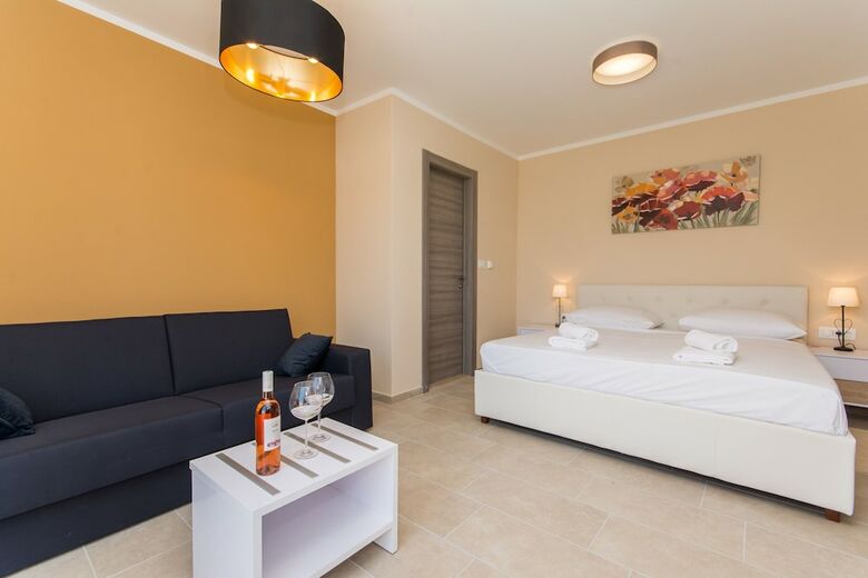 Apartman Foam