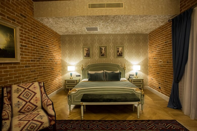 Hotel Sapphire Bayil