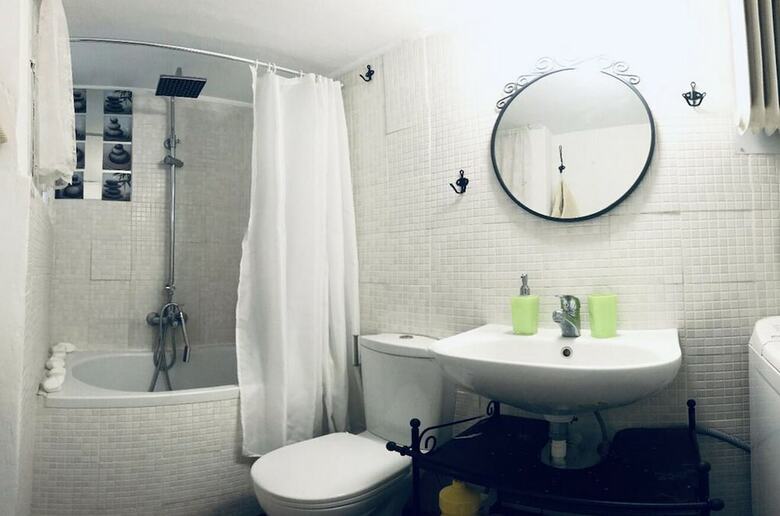 Charming Cozy Apartment In Athens - Park View