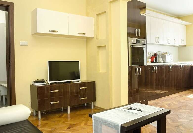 Fm Premium 2-bdr Apartment - Varna Center
