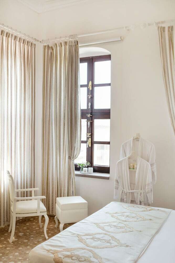 Hotel Siyah Lale Butik Otel Cunda