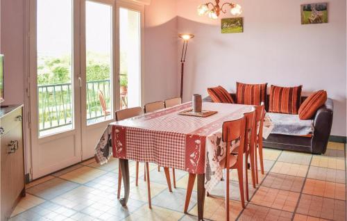 Holiday Home Route De La Haye Du Puits