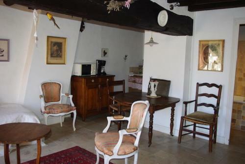 Hostal Le Moulin Du Bas Pes�