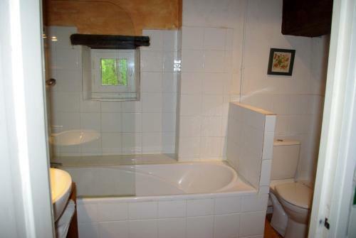 Hostal Le Moulin Du Bas Pes�