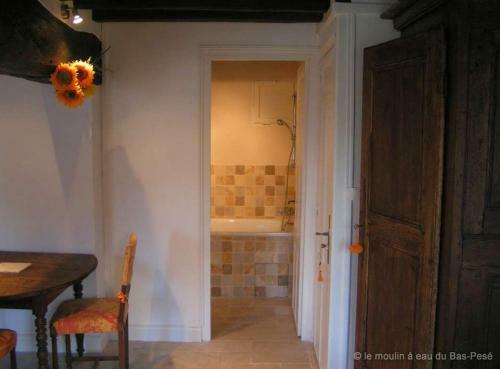 Hostal Le Moulin Du Bas Pes�