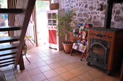 Hostal La Ferme Aux Abeilles