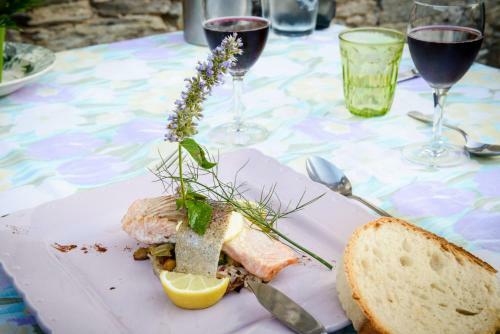 Hotel Logis Hostellerie Des Lauriers