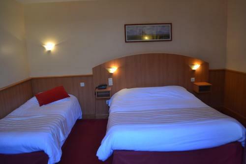 Hotel Logis Ad Nevez Lucotel