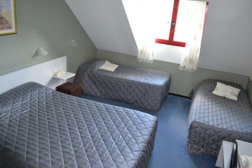 Hotel Logis Ad Nevez Lucotel
