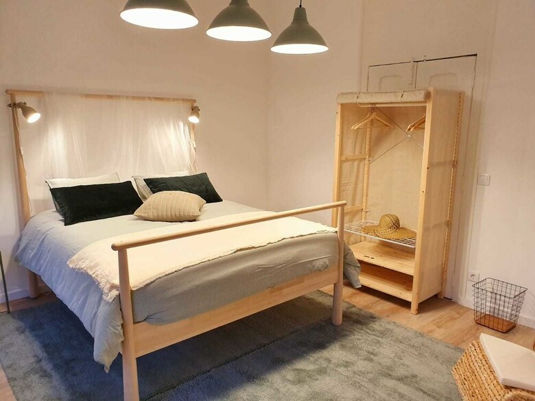 Hotel Lisbon Chile Out Rooms By Host-point