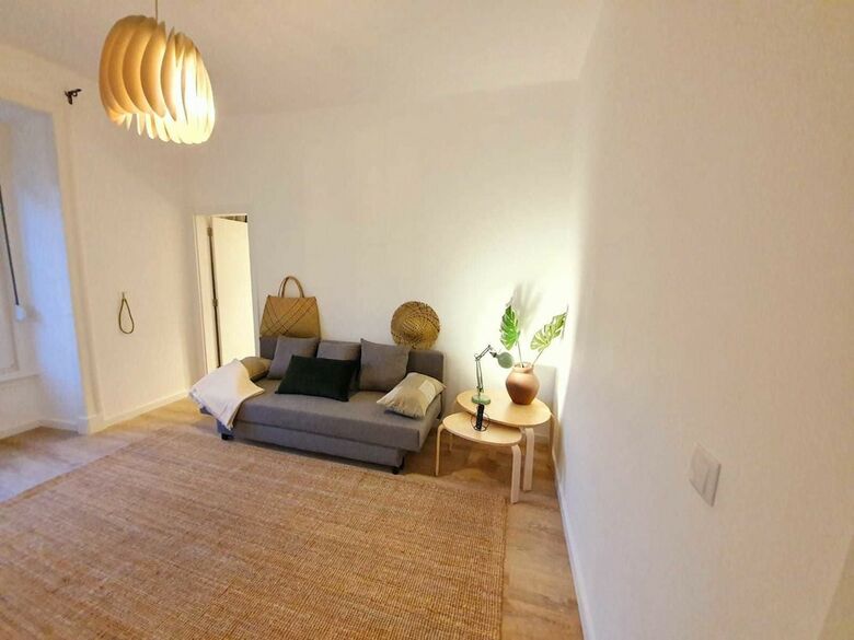 Hotel Lisbon Chile Out Rooms By Host-point