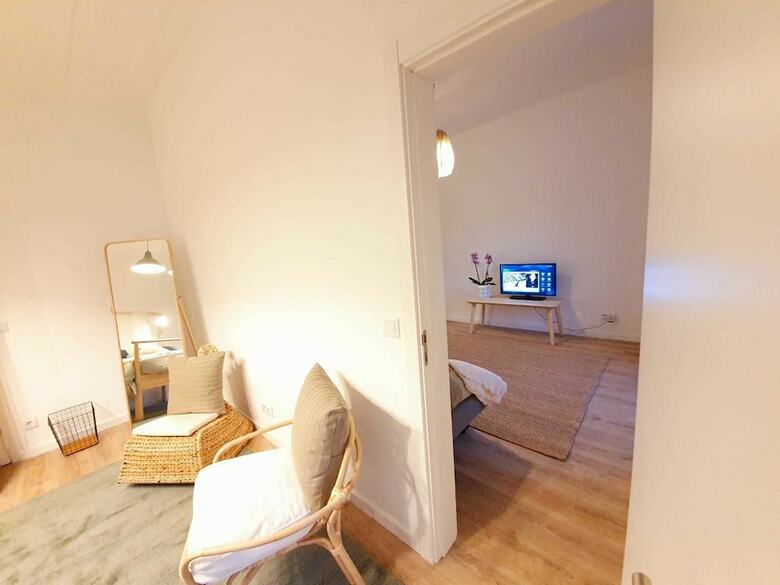 Hotel Lisbon Chile Out Rooms By Host-point