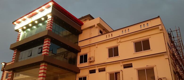 Hotel Grand Jp Inn