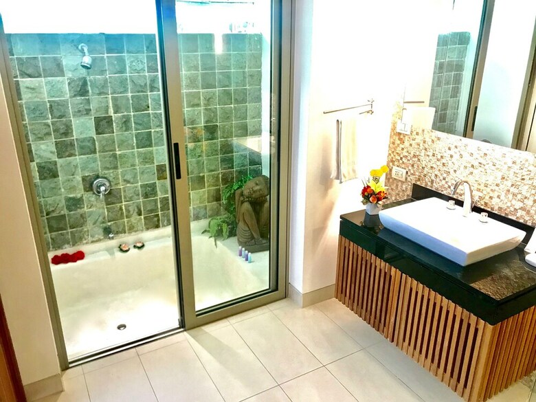 Stunning Private Pool Seaview Villa In Kata