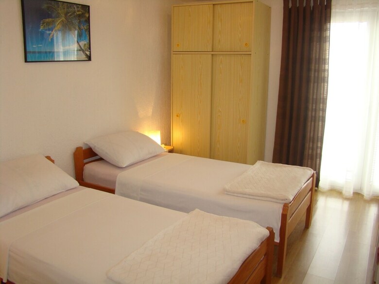 Apartments Ruza Vodice