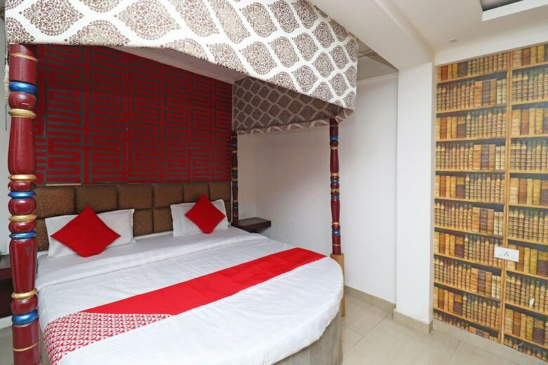Oyo 28240 Hotel D' Seasons
