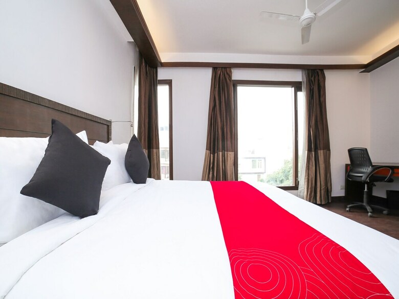 Hotel Collection O 30072 Greater Kailash