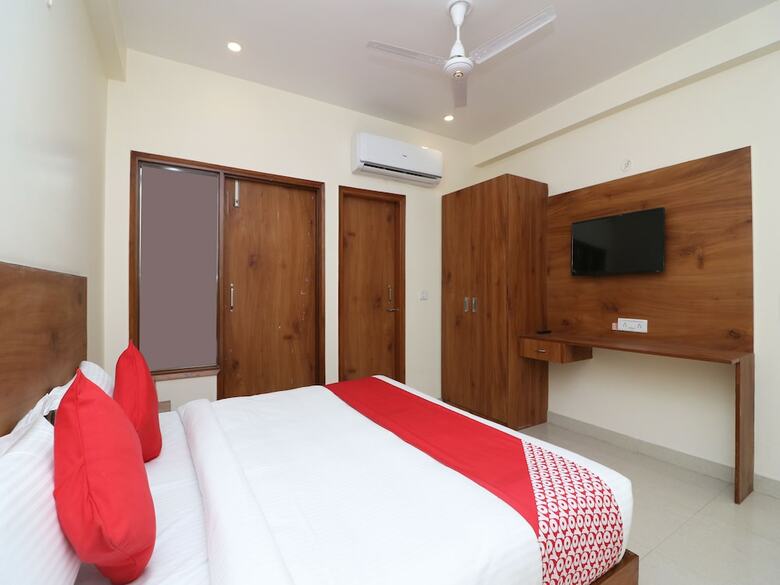 Hotel Oyo 29181 Delight Deluxe