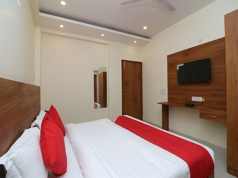 Hotel Oyo 29181 Delight Deluxe