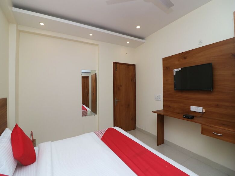 Hotel Oyo 29181 Delight Deluxe