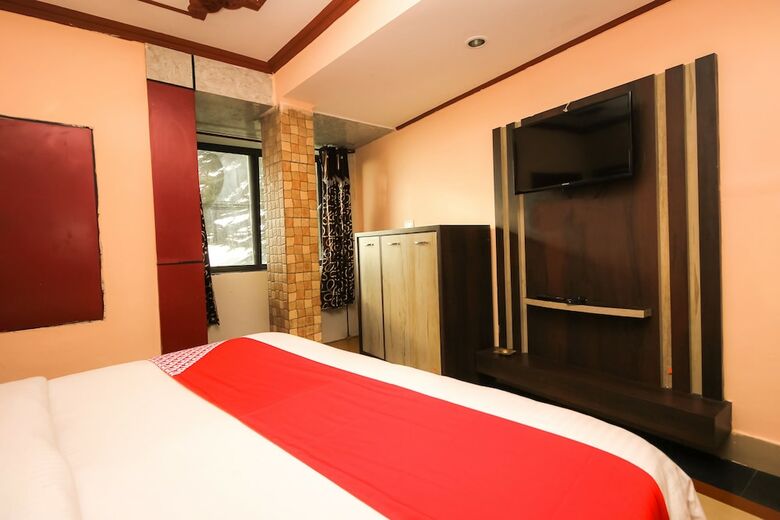 Oyo 28144 Hotel Krishna