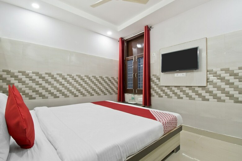 Hotel Oyo 24887 New Suhani