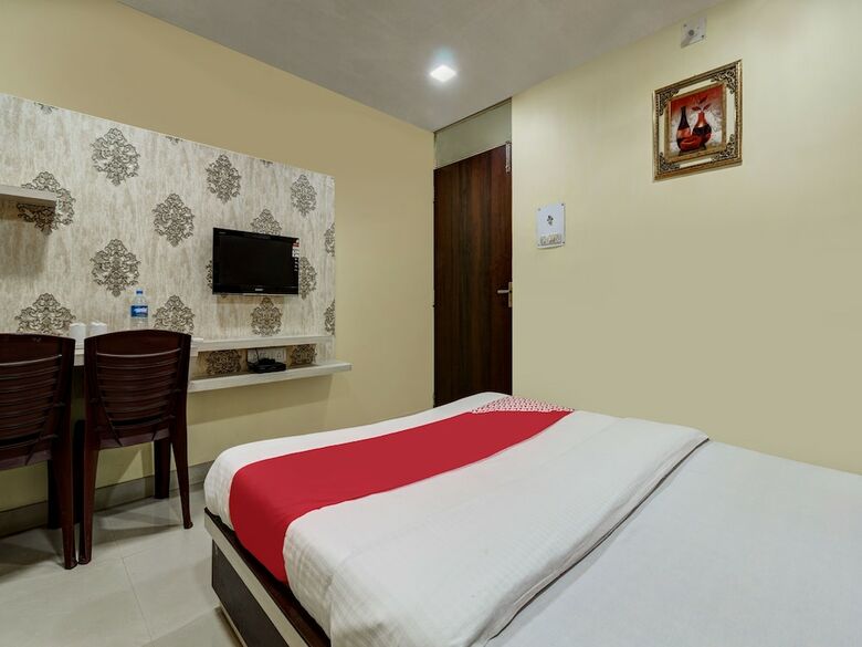 Oyo 24888 Hotel Sham Palace