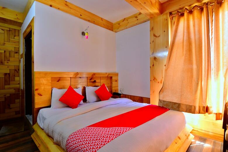Hotel Oyo 36116 Chatanya Resort