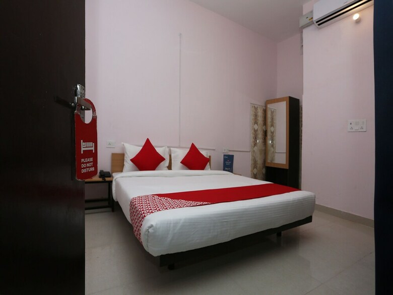 Hotel Oyo Flagship 27685 Sector 70