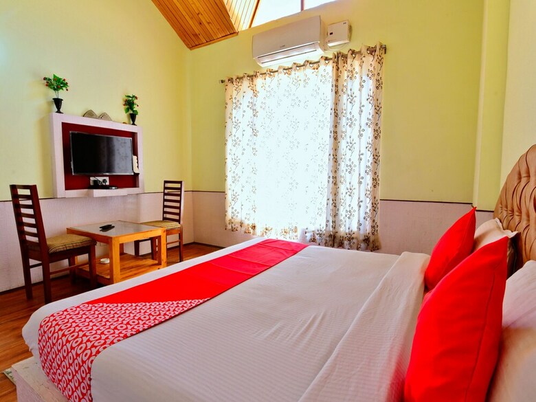 Oyo 36558 Hotel Raxit Inn