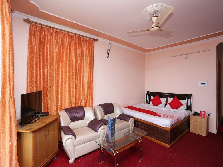 Hotel Oyo 36966 Pal Guest Housr