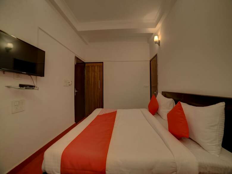 Hotel Oyo Flagship 30552 Sector 53