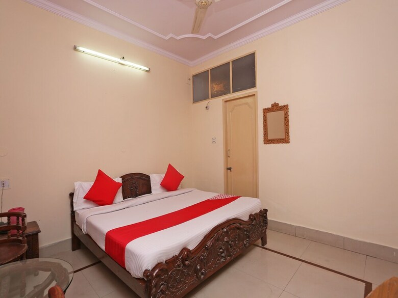 Oyo 36715 Hotel Valley Inn