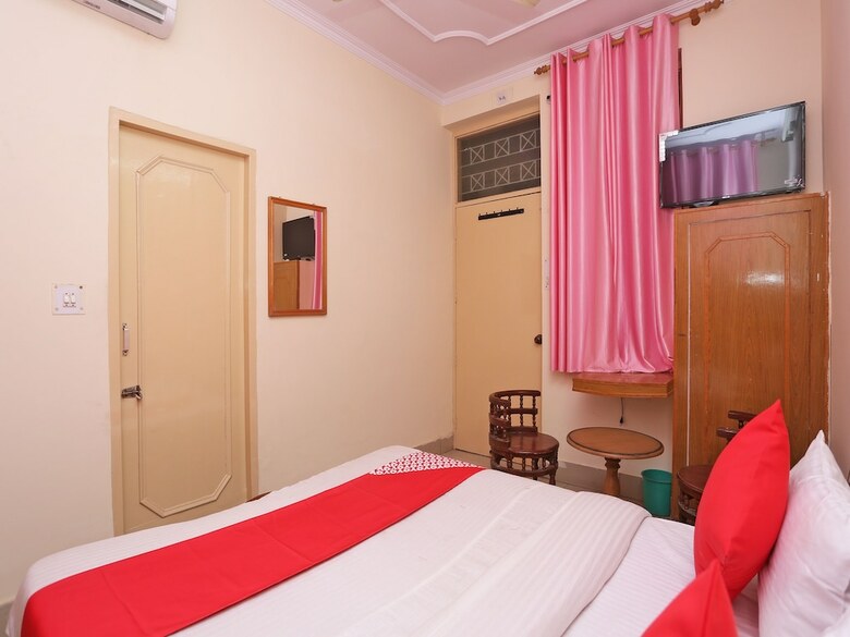 Oyo 36715 Hotel Valley Inn