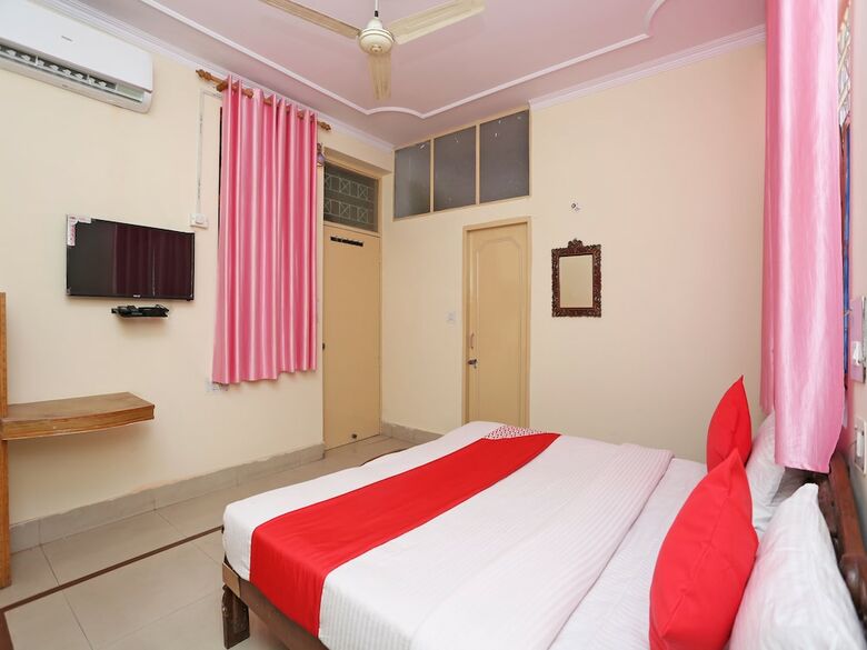 Oyo 36715 Hotel Valley Inn