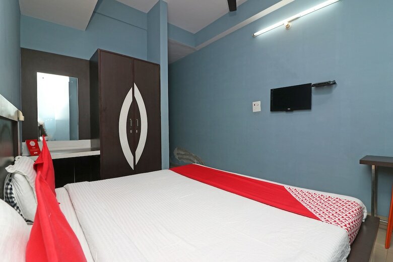 Oyo 29127 Hotel Crown Tower