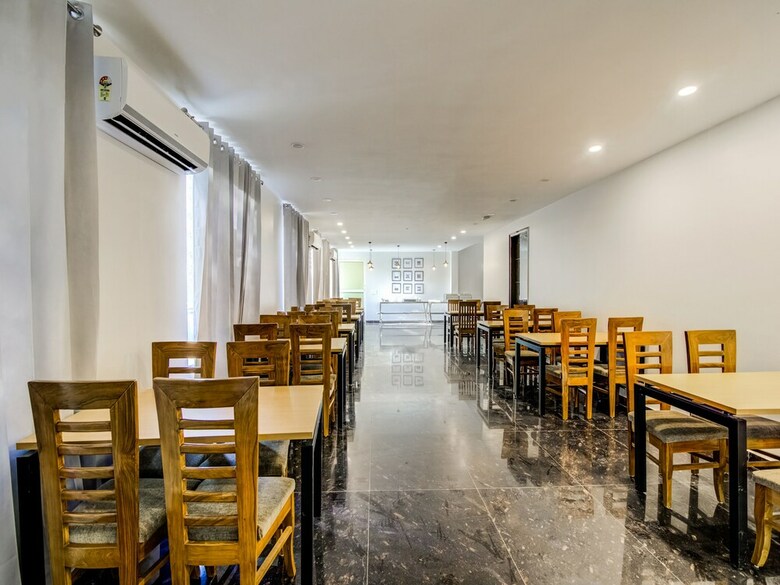 Hotel Silverkey Executive Stays 19653 Star Mall