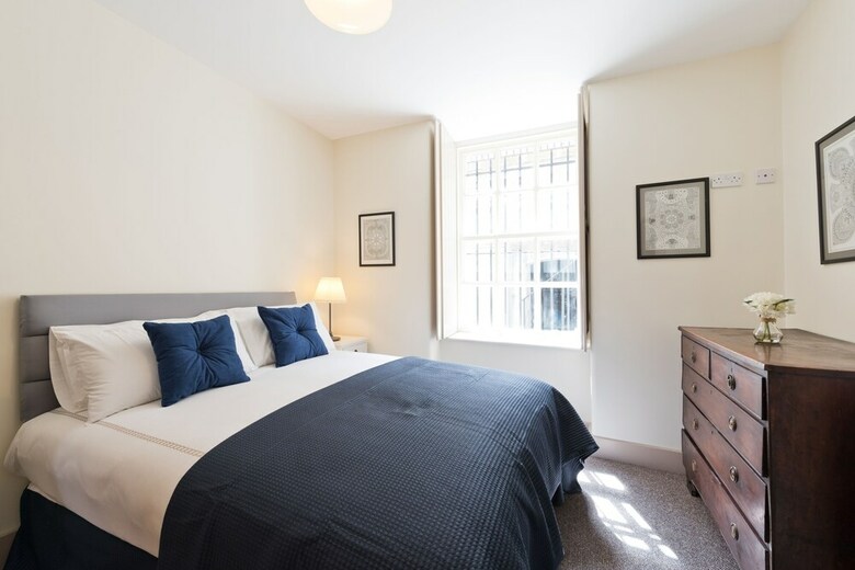 Aparthotel Henrietta Suites City Centre