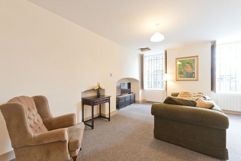 Aparthotel Henrietta Suites City Centre