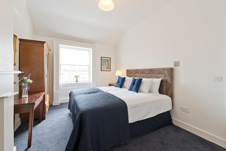 Aparthotel Henrietta Suites City Centre