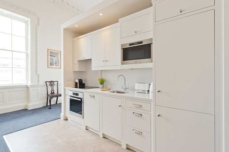 Aparthotel Henrietta Suites City Centre